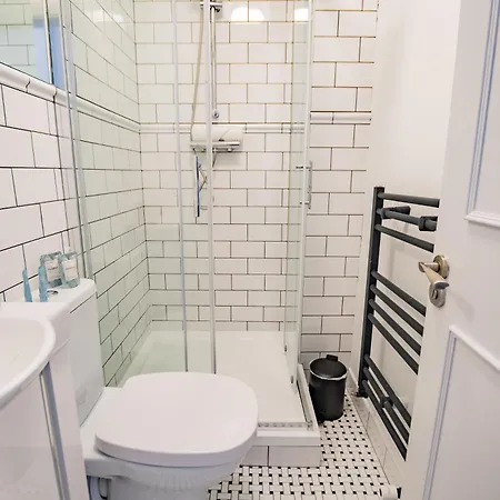 Contemporary Suite, Comfort-relax And Unwind Apartment *